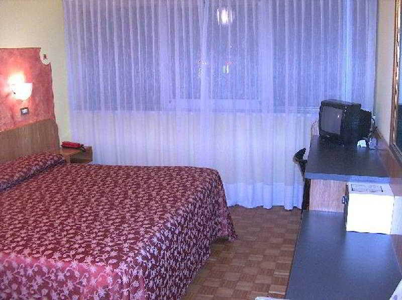 Ai Ronchi Motor Hotel Брешія Номер фото