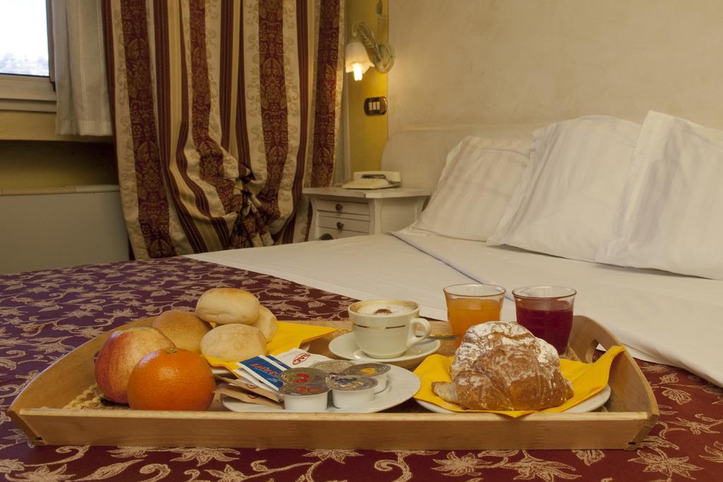 Ai Ronchi Motor Hotel Брешія Екстер'єр фото