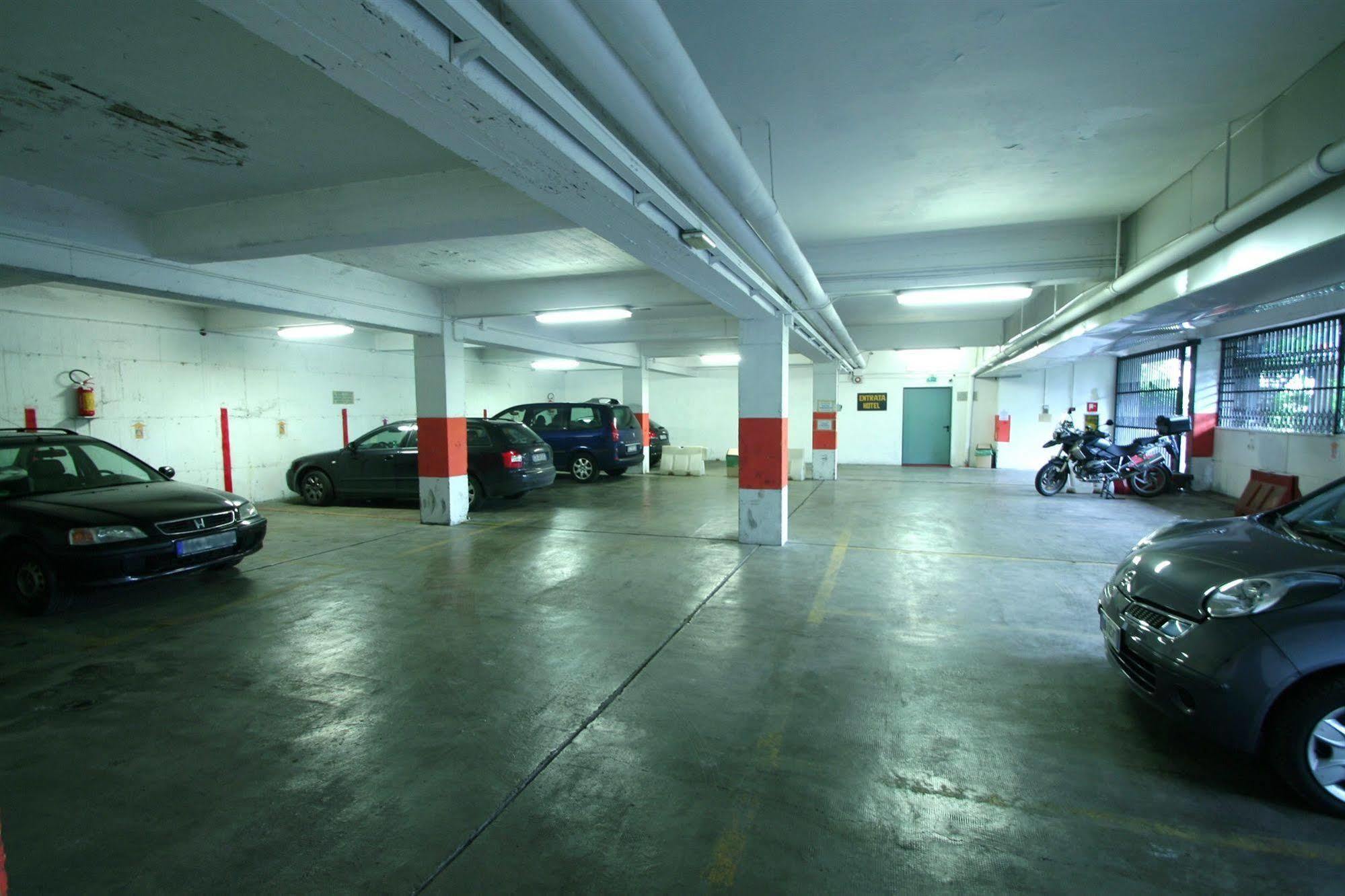 Ai Ronchi Motor Hotel Брешія Екстер'єр фото
