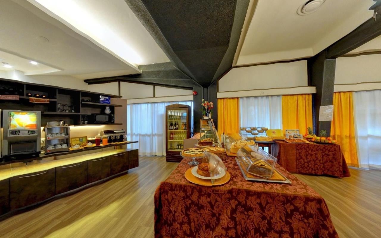 Ai Ronchi Motor Hotel Брешія Екстер'єр фото